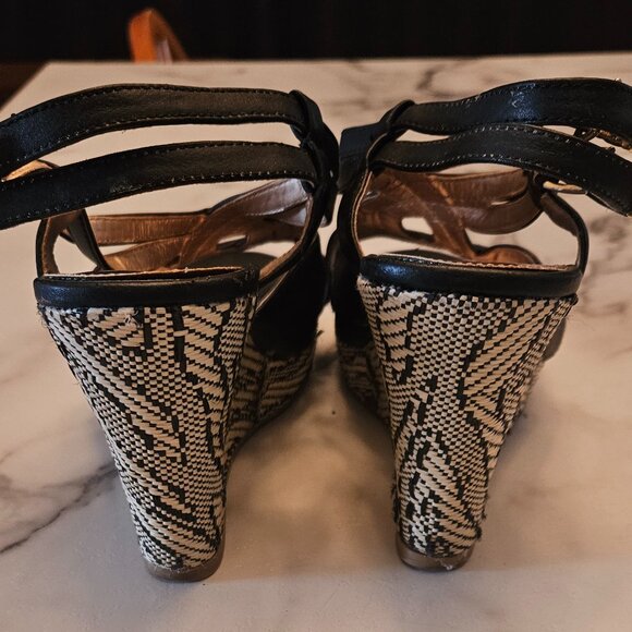 CUPID Black Wedge  Sandals - Picture 12 of 13